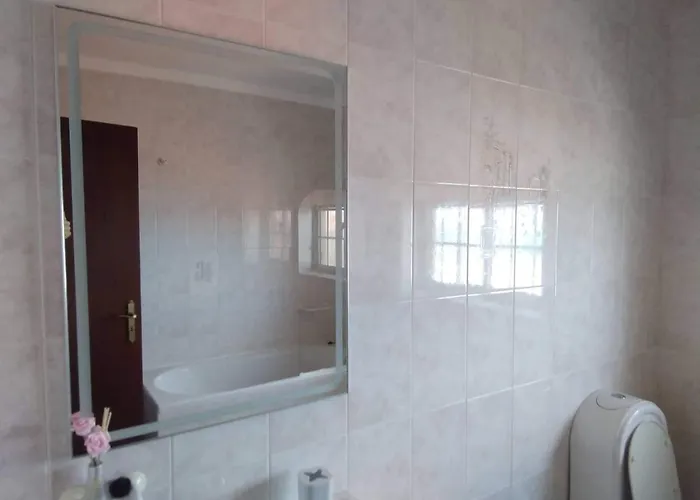 Lilly House Hébergement de vacances *